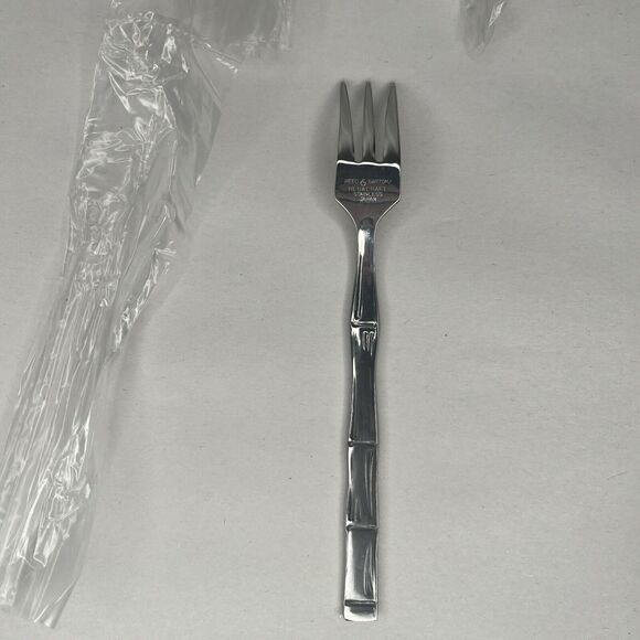 Reed and Barton ROYAL BAMBOO Cocktail Forks Set of 6 NEW - Picture 7 of 7